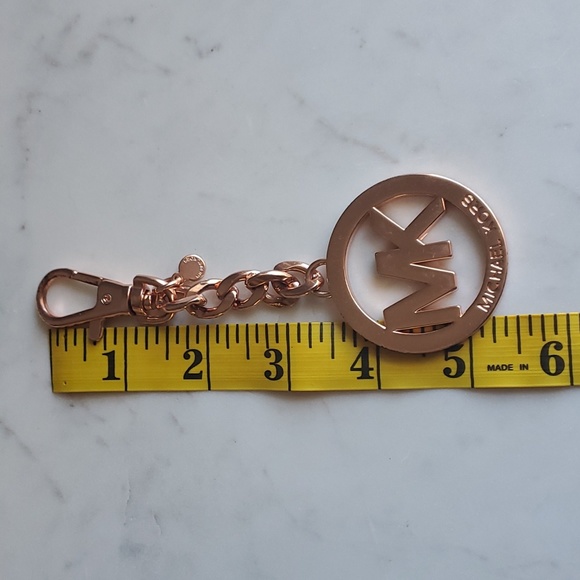MK Michael Kors Rose Gold Keychain KeyFob - Picture 6 of 6